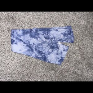 Lululemon blue diamond dye leggings